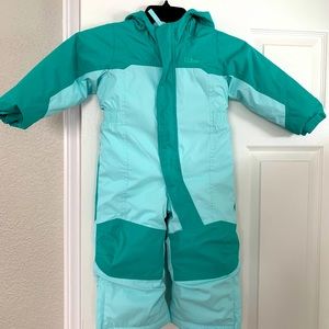 EUC Toddler girls snow suit 2T